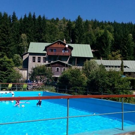 Hotel Maredis Kořenov Εξωτερικό φωτογραφία
