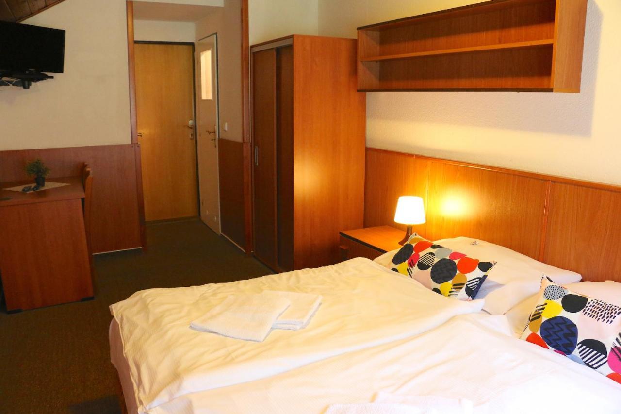 Hotel Maredis Kořenov Εξωτερικό φωτογραφία