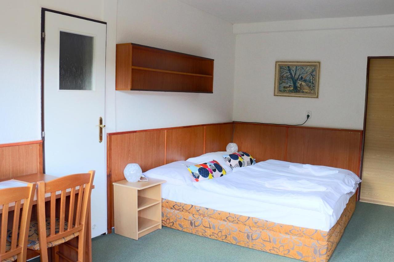 Hotel Maredis Kořenov Εξωτερικό φωτογραφία